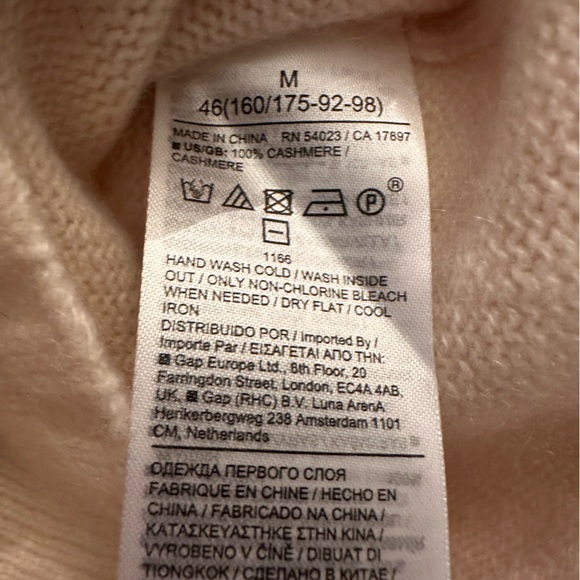 Banana Republic 100% Cashmere lightweight Turtleneck Sweater - Picture 6 of 6